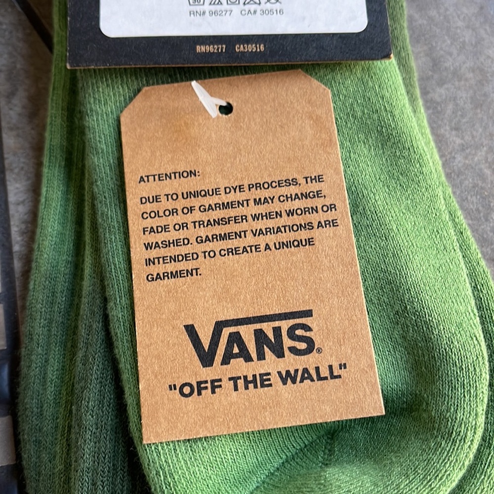 VANS “Off The Wall” Men’s socks - Picture 6 of 16